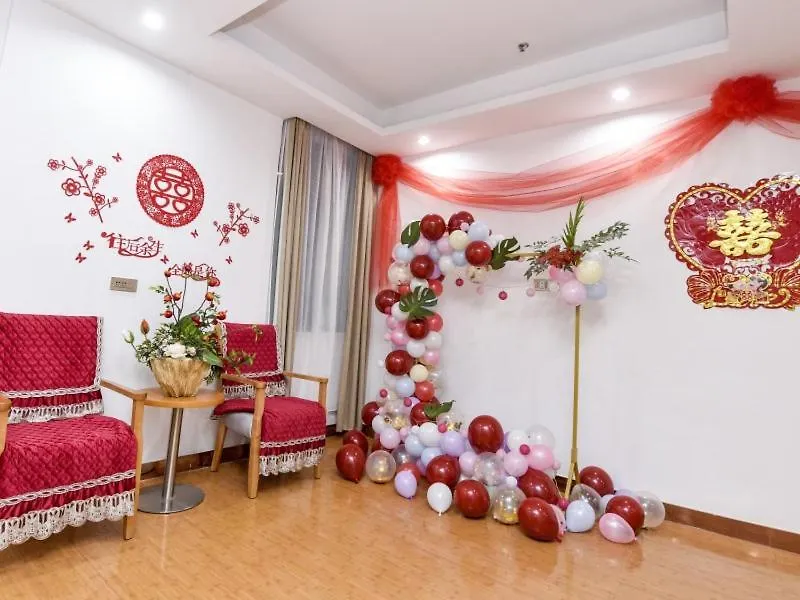 Greentree Inn Xuchang Yucheng County Ziyun Avenue Business Hotel